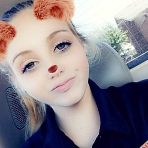 Meet your Posher, Mika